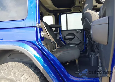 2020 Jeep Wrangler Unlimited Rubicon 4X4 z USA, uszkodzony, nr VIN 1C4HJXFN4LW326610